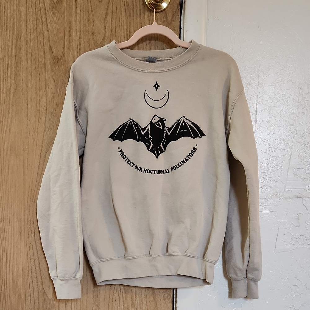 Women's Beige Graphic Sweater